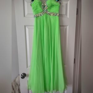 Night Moves formal beaded dress size 2